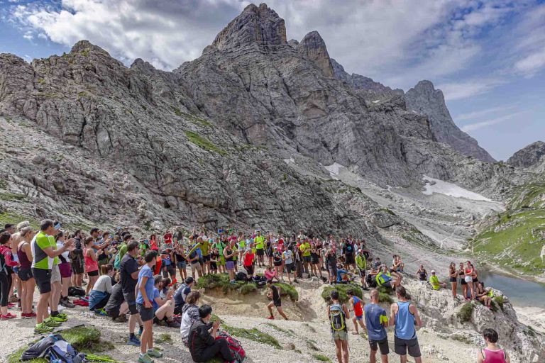 ©Ticomunicazione_6 i vincitori lorenzo cagnati e tiziano moia al passaggio al lago del coldai