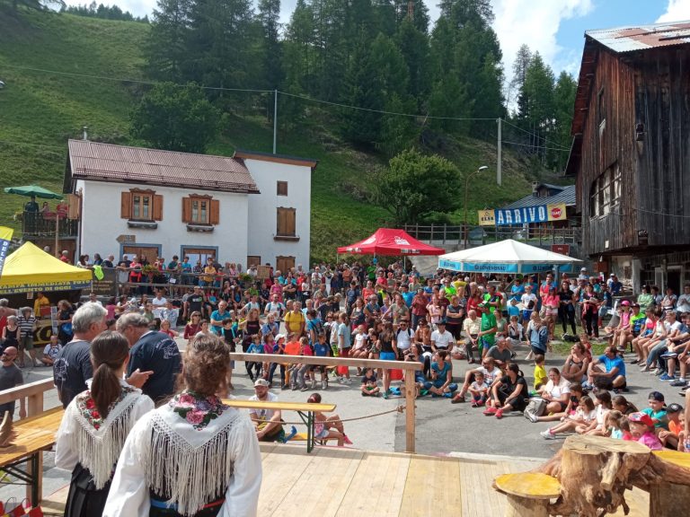 e76d4962-d53d-4aae-b1e2-a8cc72cc88e7