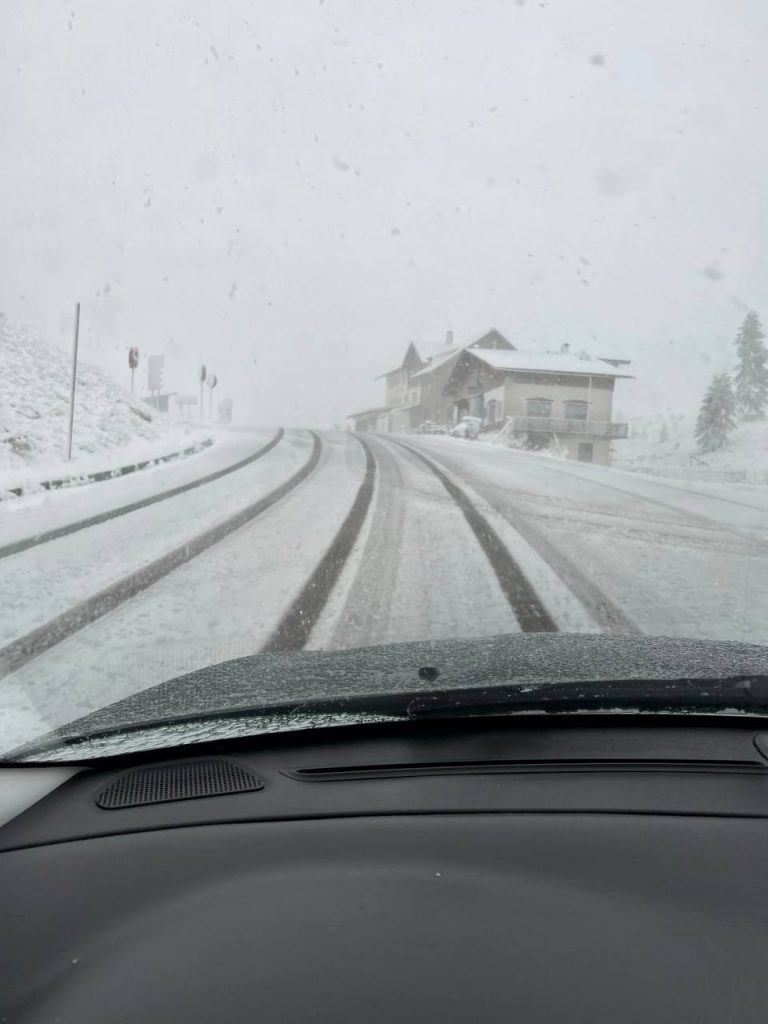 87c8473c-e266-4ad9-92ee-d37868d9c251