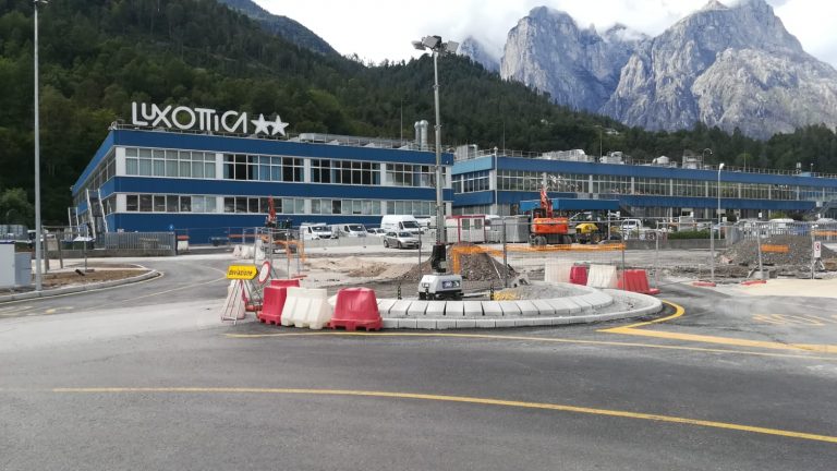 b670f6a1-68c3-43e0-8db2-f94de163b3a0