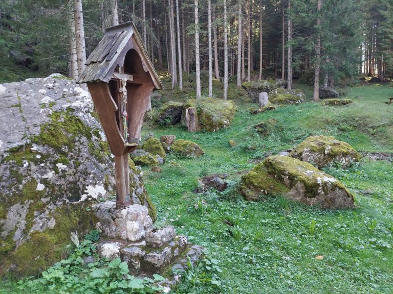 cab8a0f5-1de7-4c27-8eb8-3c0514555e69