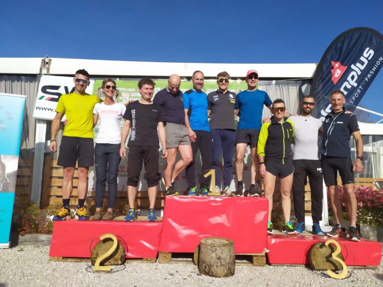 79786418-6ff9-4a59-8b20-bc6057184e43