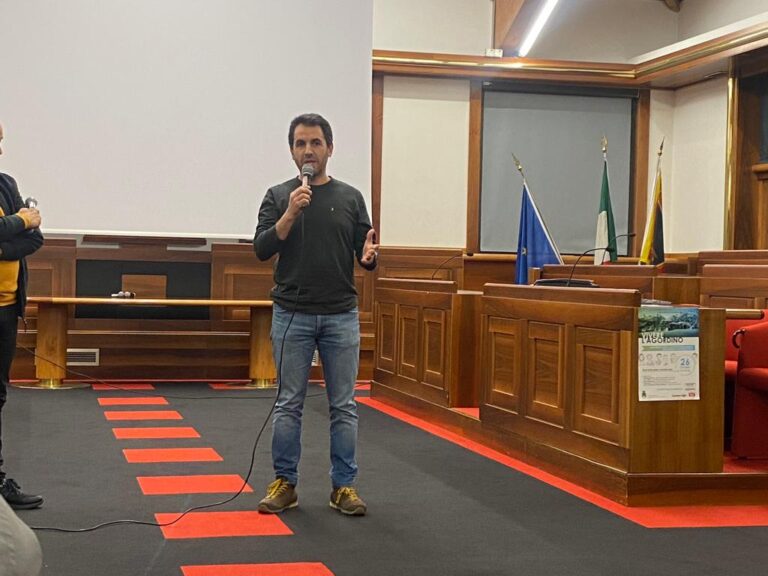 c1fb90ee-cdb3-44de-8c81-7cd14c489535