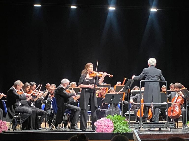 3676bf2b-469f-4abb-8e10-5eebd97aa4f6