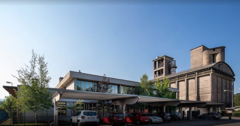 371adec7-51f0-4ca1-a334-0c64a8c32b1b