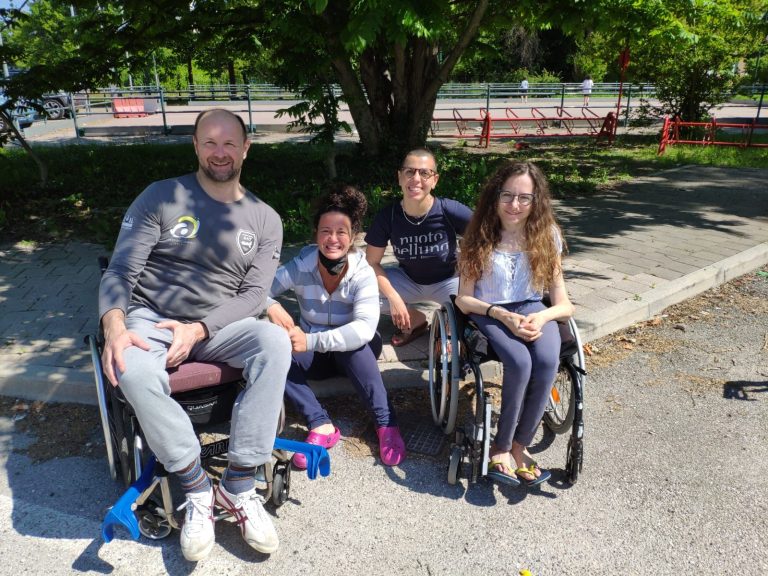 La_squadra_di_nuoto_paralimpico