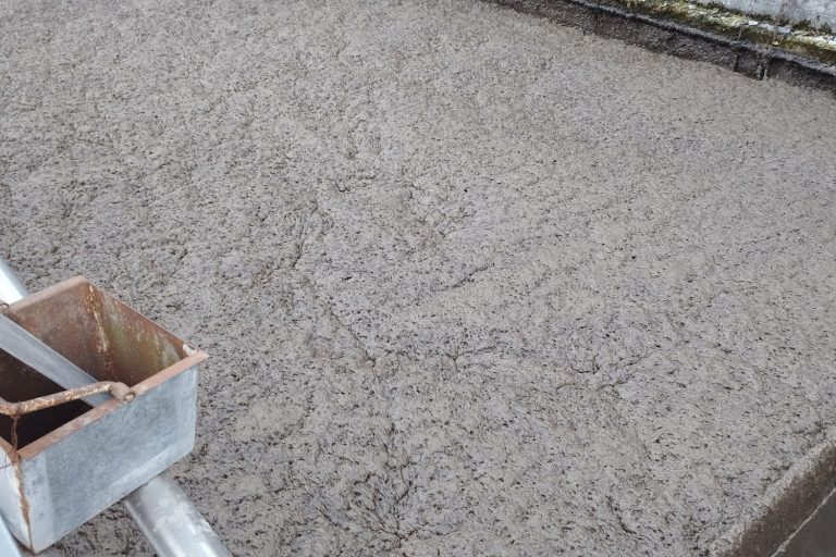 1_il fango contaminato nel depuratore di Morbiach