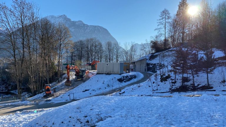 5f7a82d8-6dd8-4b9b-9bbe-b7ee328b2314