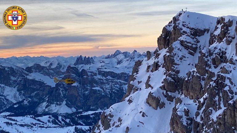 Watermark_20221225_174503_575