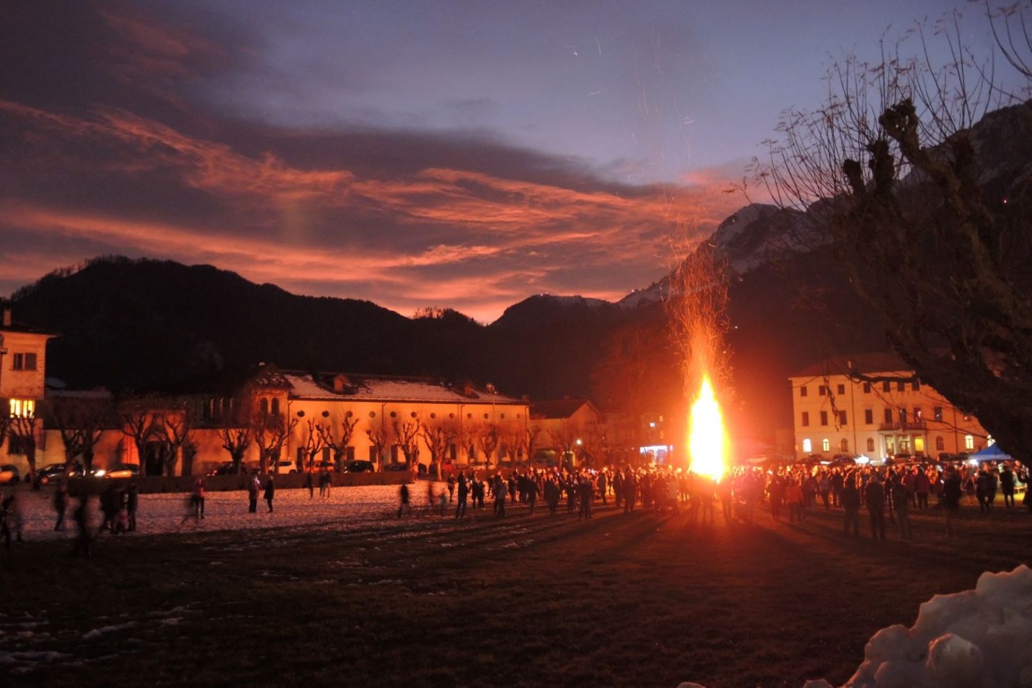 19ac552d-454d-4621-a718-9f9afb6a5d90