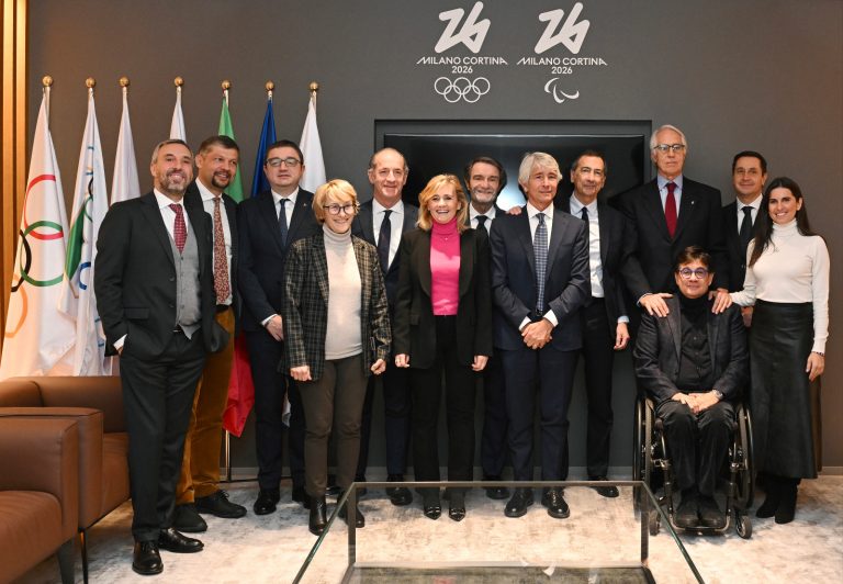 70e9eabc-604c-43b1-b601-feceacc4b867