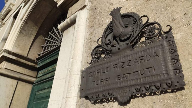 7e63d479-7cb4-40be-b1ea-5c23af4c479c