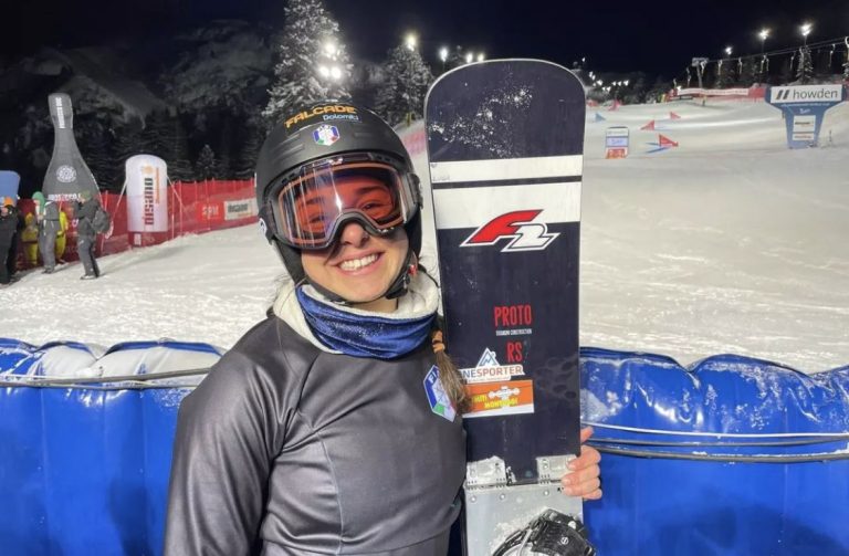 DC300CFB-88B5-4CB3-8111-60F7B4CD3248