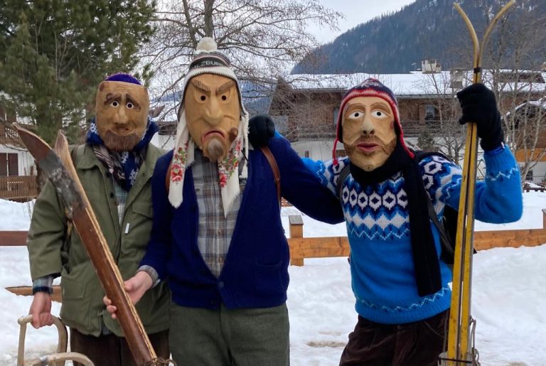 a76b3a05-326f-4665-afad-c9014bb66692