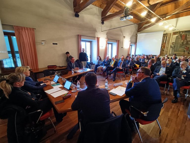 6f0e70b7-8080-4533-a486-35974dbfc185