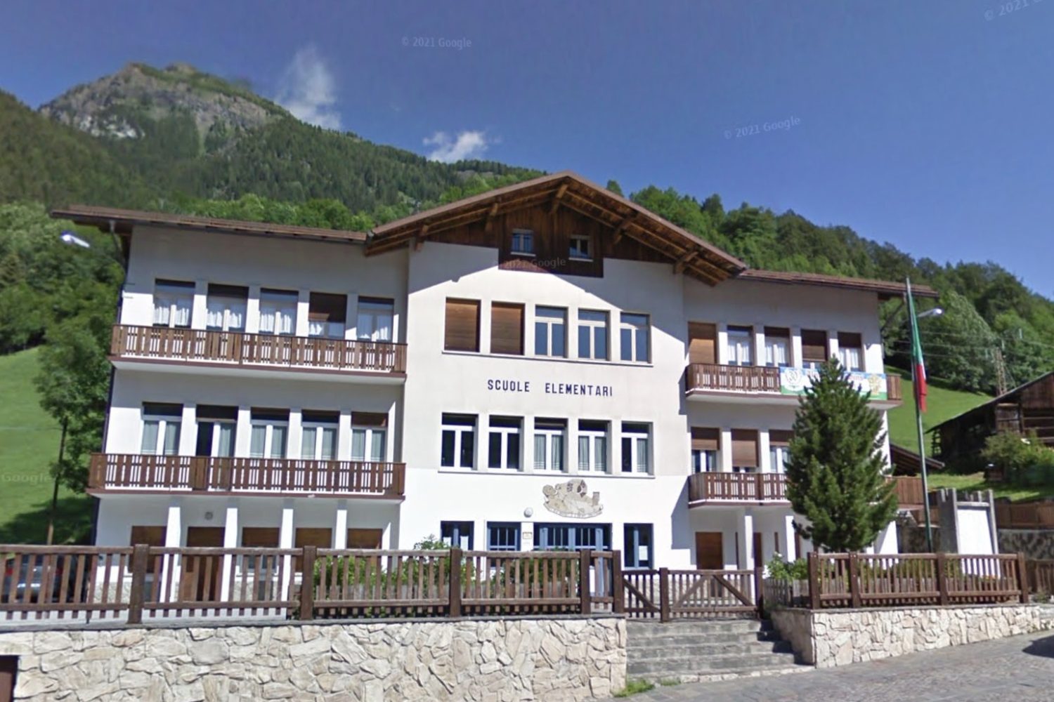 SCUOLE ELEMENTARI ROCCA