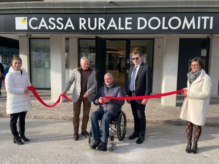 ddc86ddd-58a9-4de9-b956-91461a433539