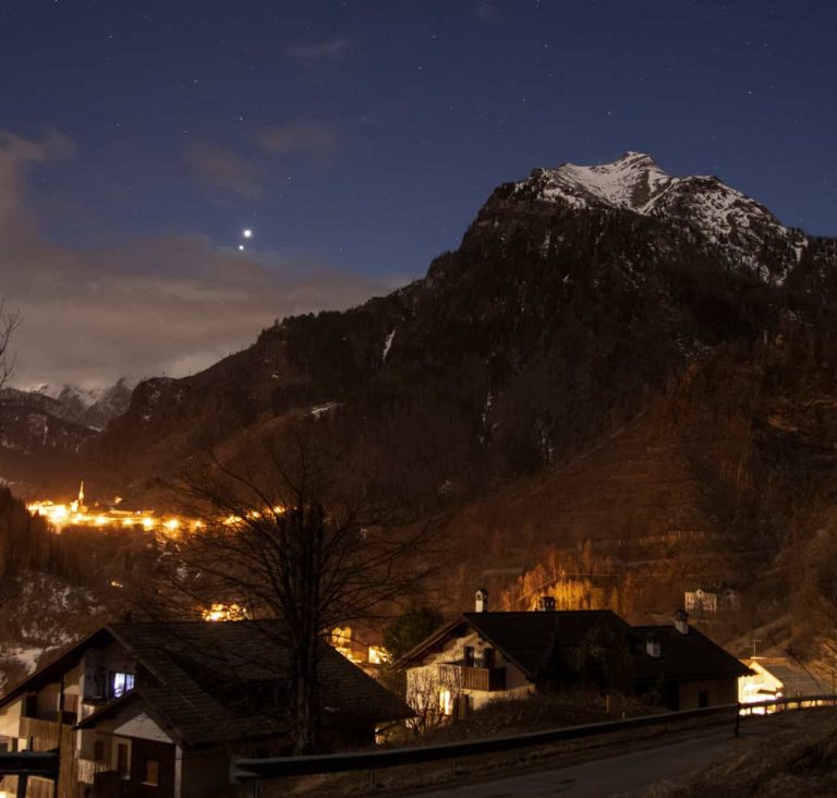 78ece9ff-c9e0-479c-b189-7f431bb60590