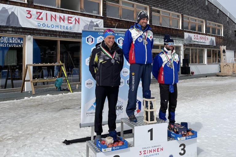 Podio_Men-camp-ita-assoluti-10-km-skating-2.-elia-barp-foto-facchini-newspower