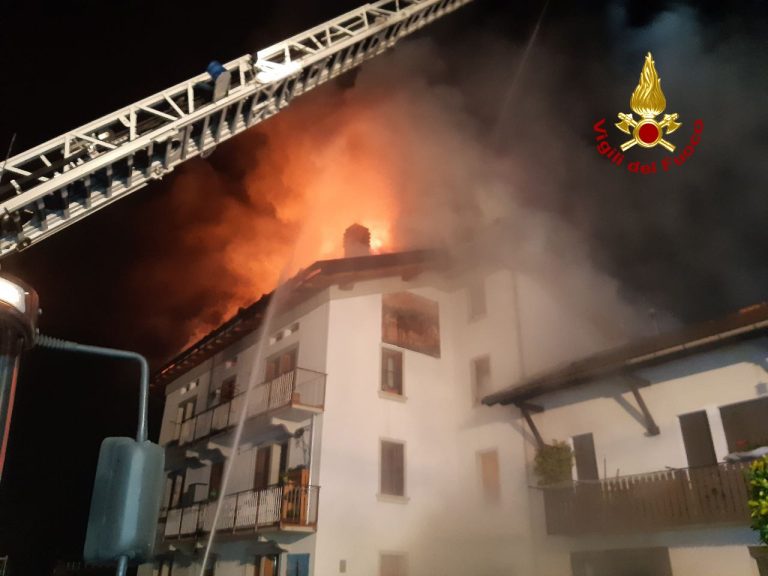 a8a59479-6c6c-4e8e-bb46-6ebde7657d3e