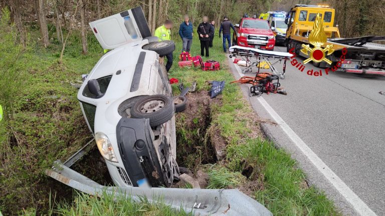 b0daaba7-45d6-437a-906f-b9b9673256b5