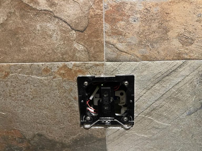 dd8e19e2-4630-40cf-9996-b34d1cca4f78