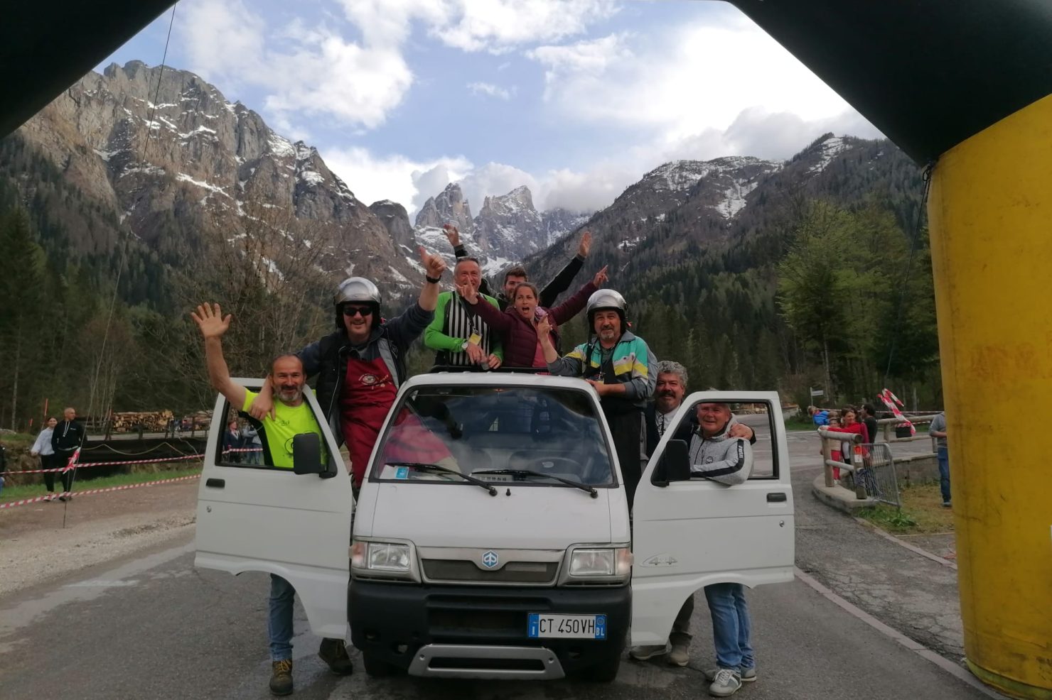 5bf8516c-3154-408c-9a9e-452d2e7679d3