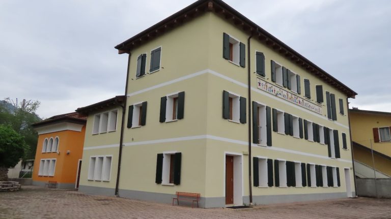 5df858a9-863f-46b8-972b-411f3f8653f0