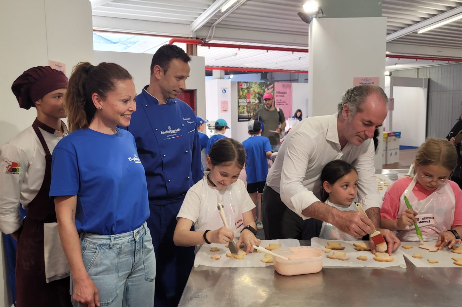 Anche il presidente Zaia da una mano ai laboratori di Confartigianato