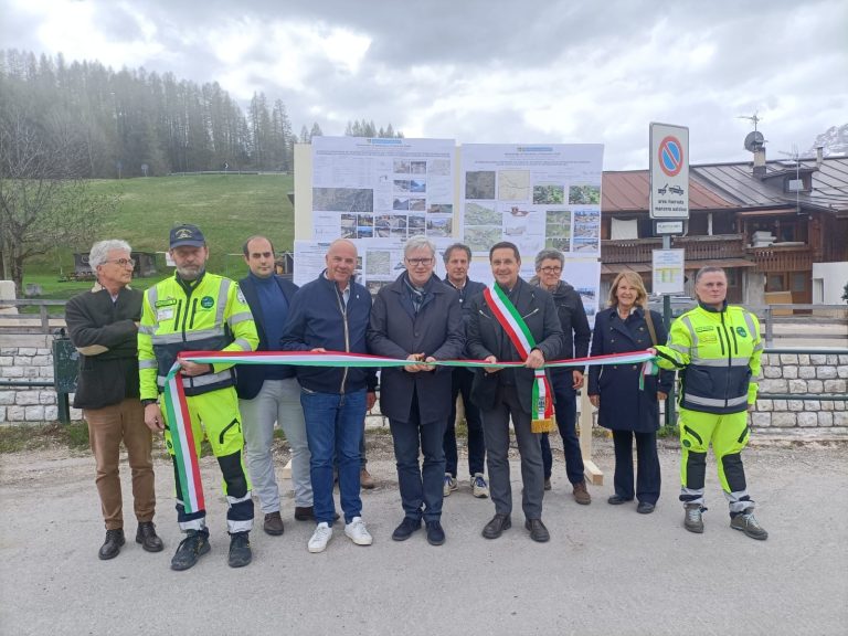 b1c467e7-abd2-45b8-a608-aa5dda31c093