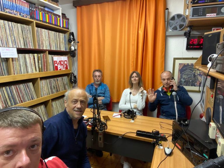 b2db25df-4aa4-493d-b79e-429fd4e790dd