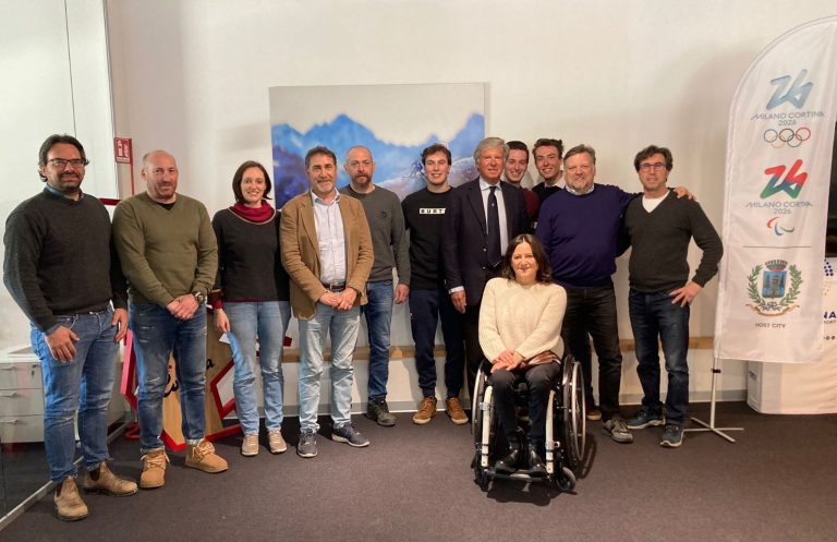 c863bb2c-b5cd-41d2-9a52-60e6a62a13eb