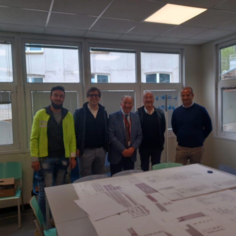 d0b2fb70-6d97-483a-9091-e98c3682e459