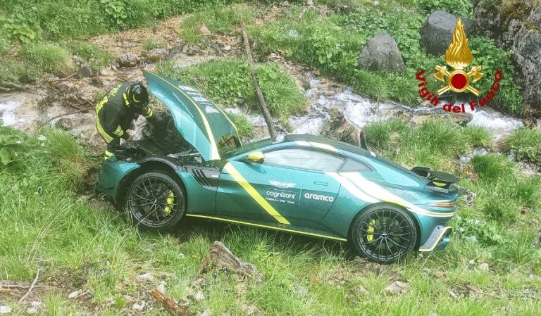 23097f7a-baad-44e6-afb4-0b4fd2f81579