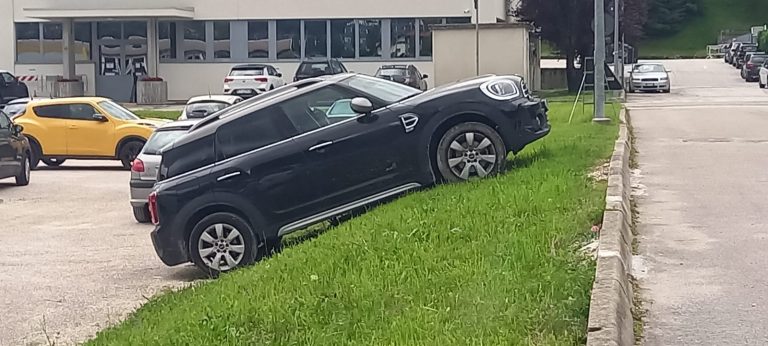 7e892479-c397-47e7-92c5-339f6ca7d75b