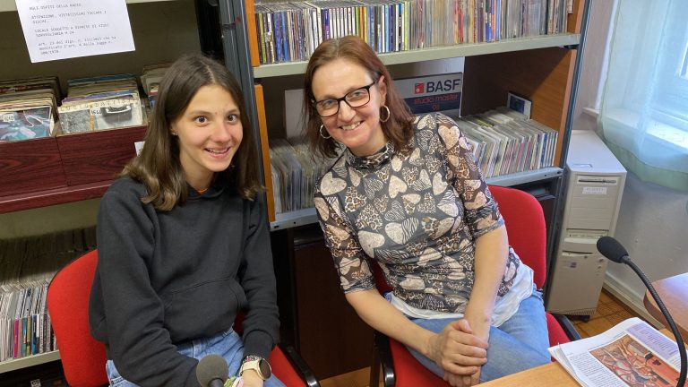 9f0e15fb-b569-4a08-a96c-d71884a6839f