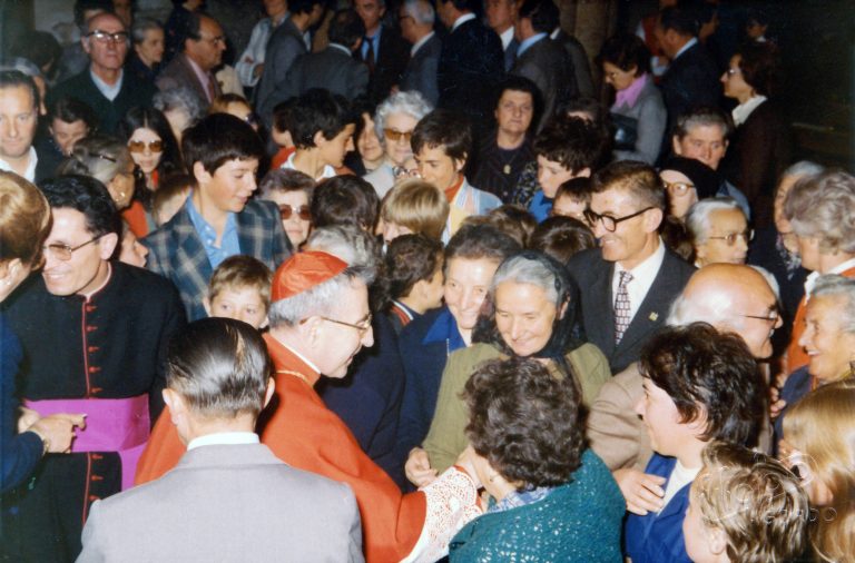 AGORDO – S.Pietro 29.6.1978. Il patriarca Albino Luciani tra i fedeli agordini