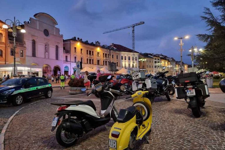 Belluno-di-sera-i-giovedi