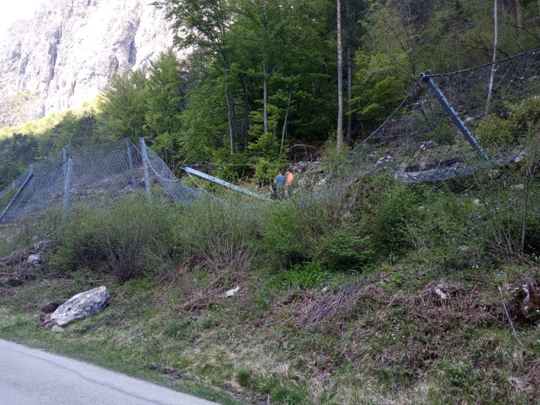 b3973681-7957-44b8-95ef-ded90ea4d7a8