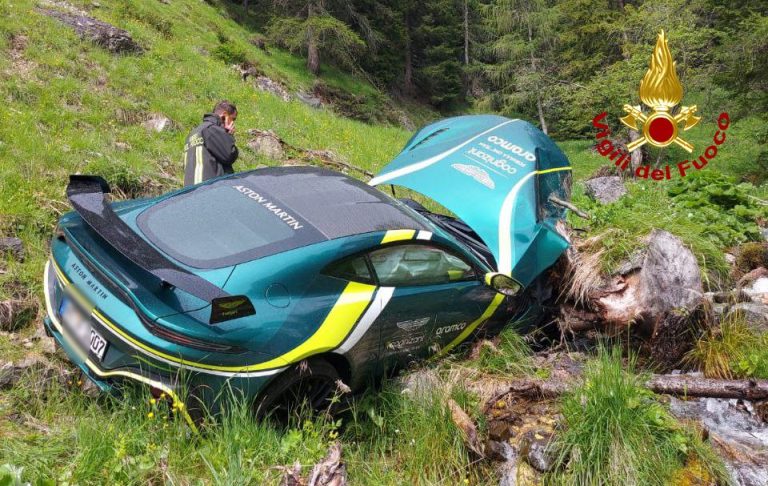 f66ce596-c4cd-4eed-874f-4d031ebb7dcd