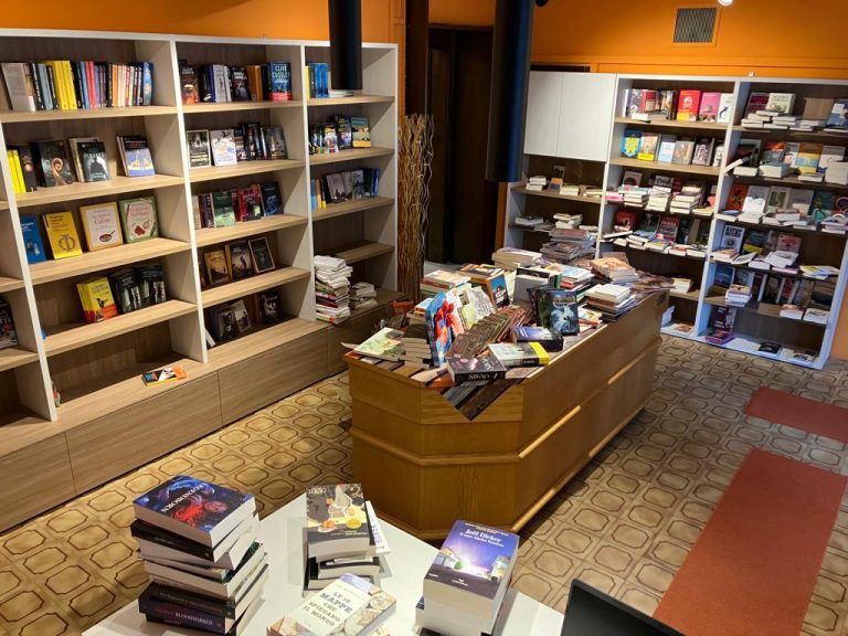 3f70d21e-3864-4f88-9155-68314ac5b0c0