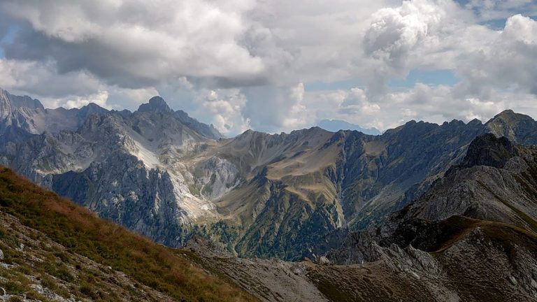 4b68be33-252c-4e36-9016-33900d453484