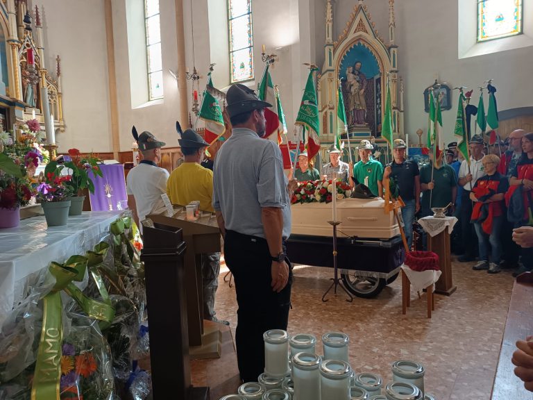 335214ce-e58a-4a36-9710-c6df4a4e5eb2