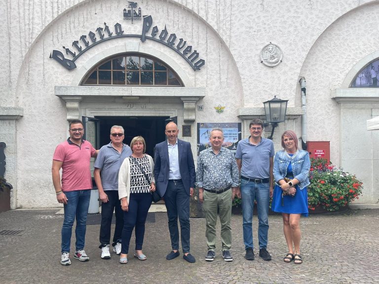 4fb4fbd0-e109-4dda-836c-39c9a1c118bb