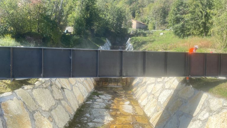 66f4fc07-403d-457f-9198-a71d0fa489be