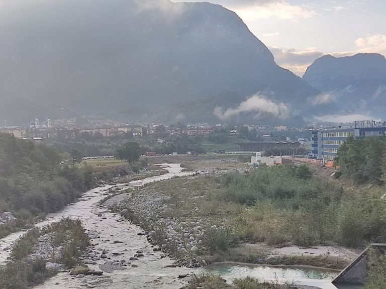 6c86a16d-1704-4c6f-af9f-2e04499f6e4f