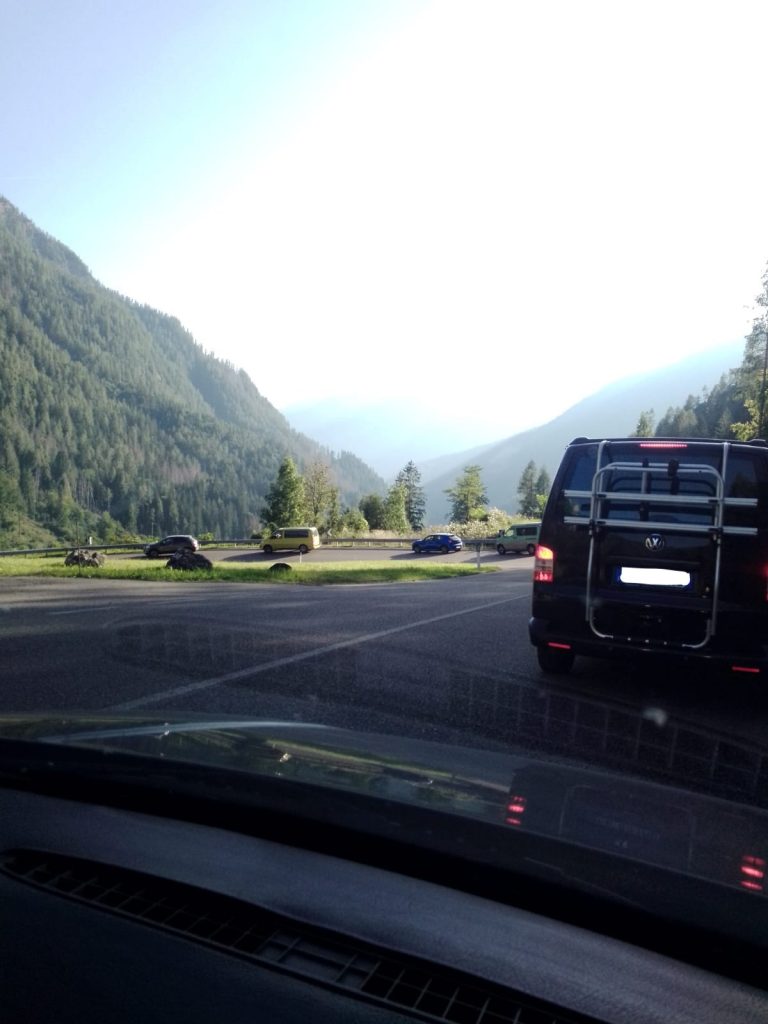 70a70fe1-e21f-4c02-aa43-95f5ee8be741