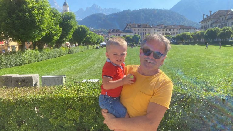 b1e5a969-6a8e-40d9-9150-0a4c6b477905