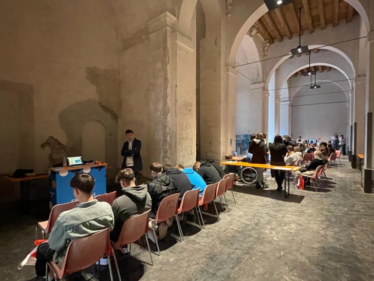 1c95c067-e907-47ad-b7f9-3d43bee58e36