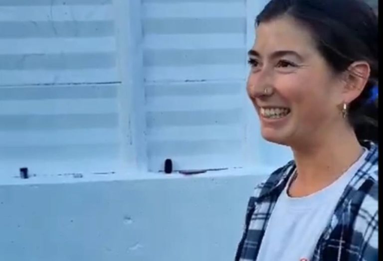 9c328f23-135d-407e-9fa7-7a983bda467e